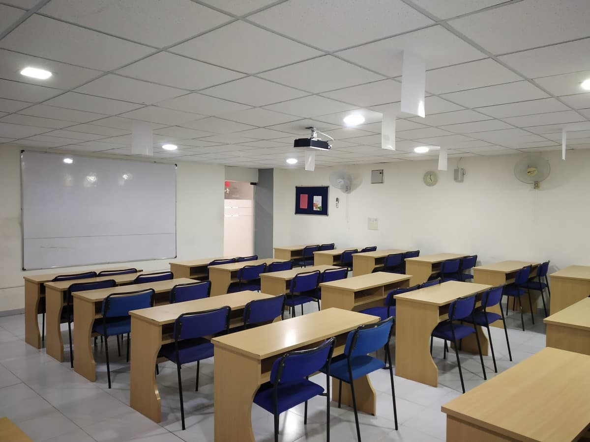 Amity Global Business School Ahmedabad Infrastructure photo 5
